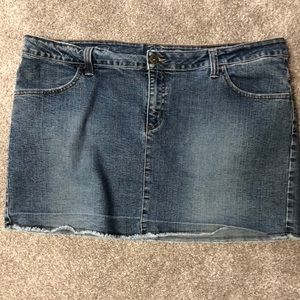 FUBU jeans mini skirt size 20